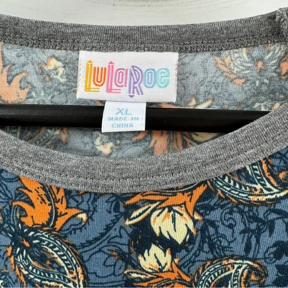 LuLaRoe Randy Tee Woodland Animal Print Raglan Top Size XL - Picture 5 of 6